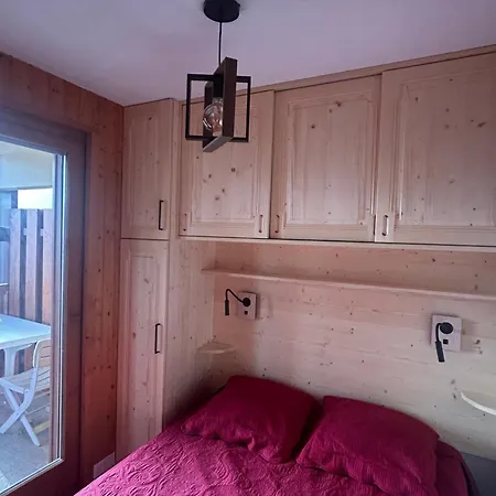 2 Pieces, 4 Personnes, Balcon, Parking Apartment Chatel